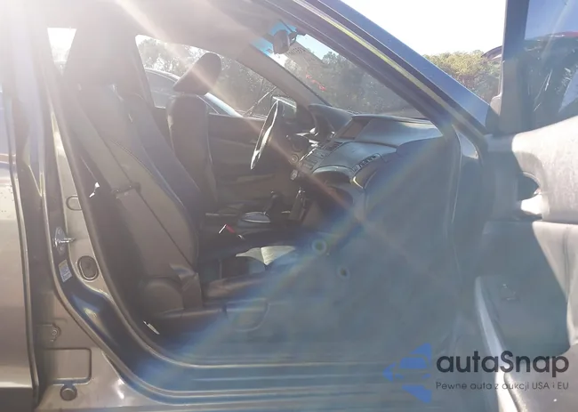 1HGCP2F80AA074730: 43531669