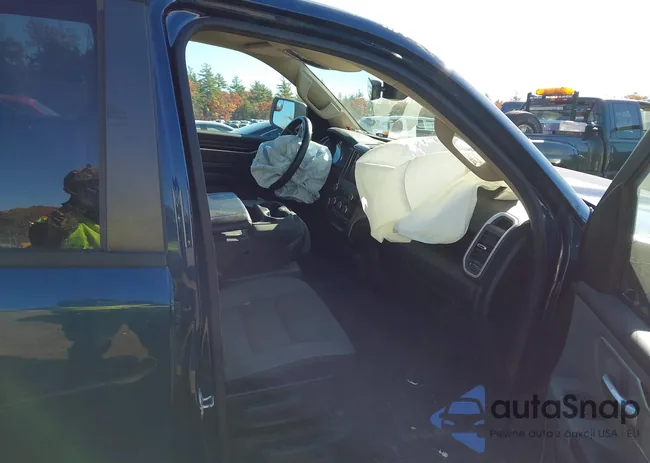 1C6SRFBT1LN187272: 43531671