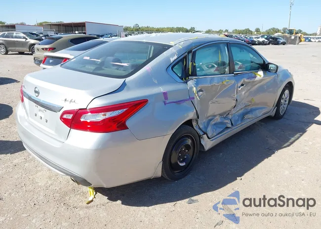 1N4AL3AP2HN333779: 43531171