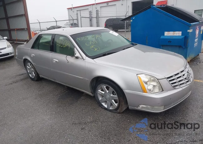 1G6KD57Y76U105032: 43532379