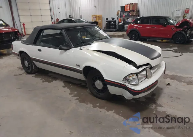 1FABP44E5JF166052: 43532527