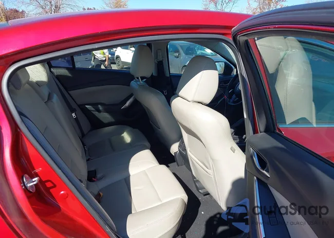 JM1GJ1V66E1120935: 43532646