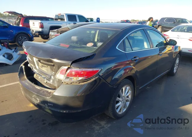 1YVHZ8DH9D5M05705: 43532652