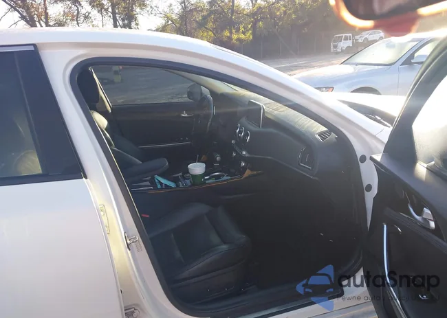 KNAE15LA6J6031253: 43532771