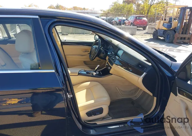 WBA5A7C58FD625974: 43532794