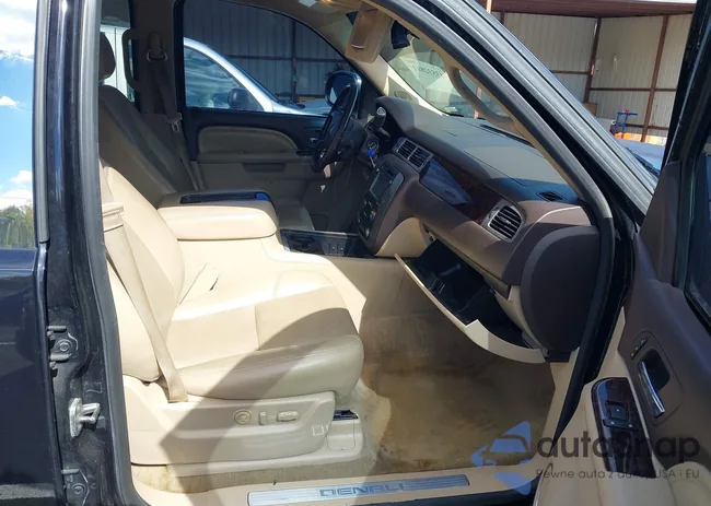 1GKS2EEF3ER228708: 43532811