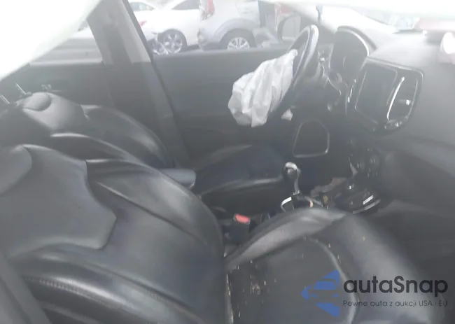 3C4NJDCB2KT627439: 43532826