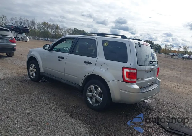 1FMCU9D73BKB52211: 43532311