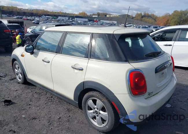 WMWXU1C55G2D10711: 43533410