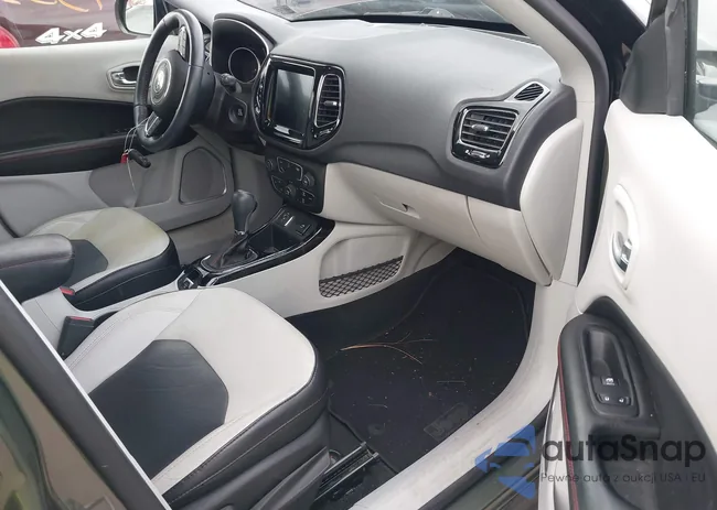 3C4NJCCB8JT204311: 43533458