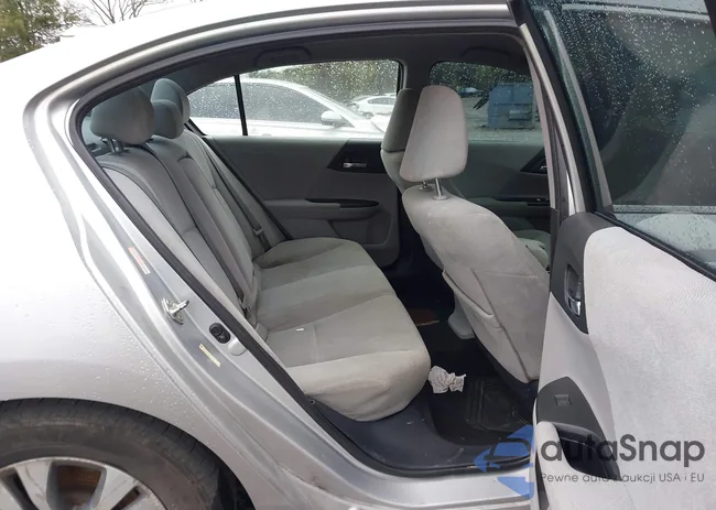 1HGCR2F30DA051113: 43533474