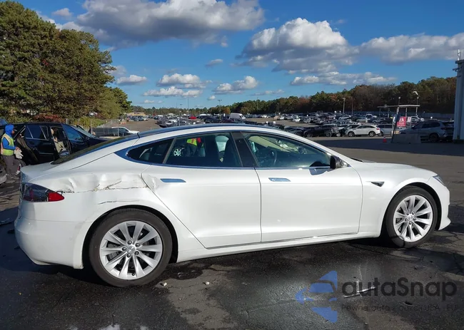 5YJSA1E29JF257229: 43533555