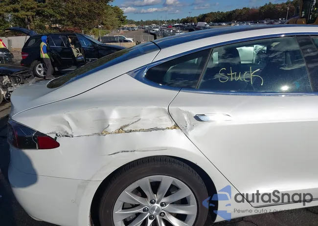 5YJSA1E29JF257229: 43533555