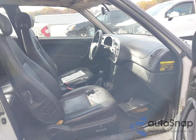 YS3DF35N5V2015524: 43533818