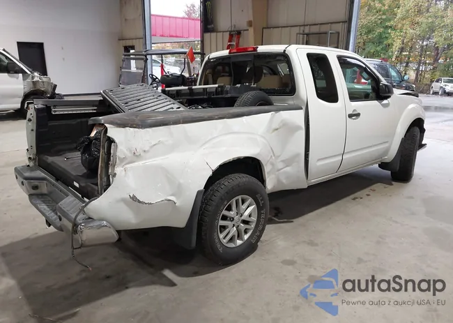 1N6AD0CW6HN721332: 43533885