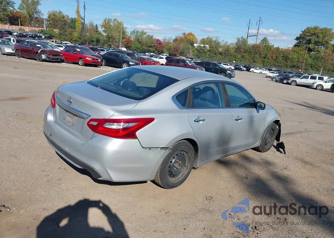 1N4AL3AP6GN336151: 43533344