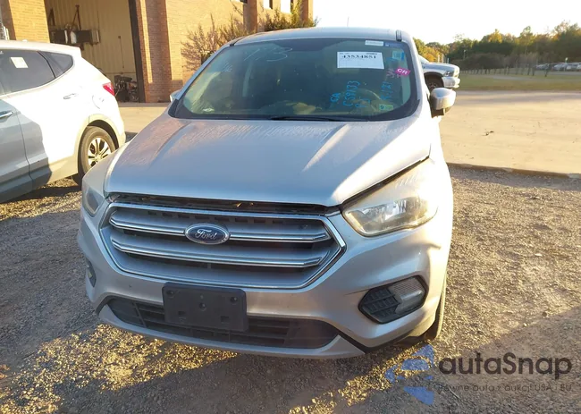 1FMCU9GD4HUC58133: 43534851