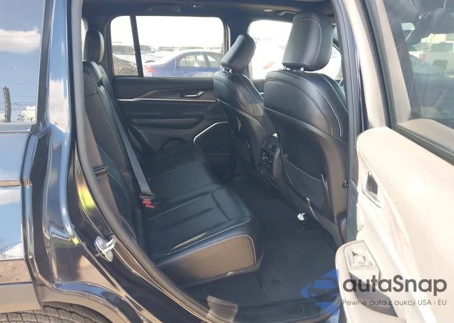 1C4RJYB68RC125277: 43534215