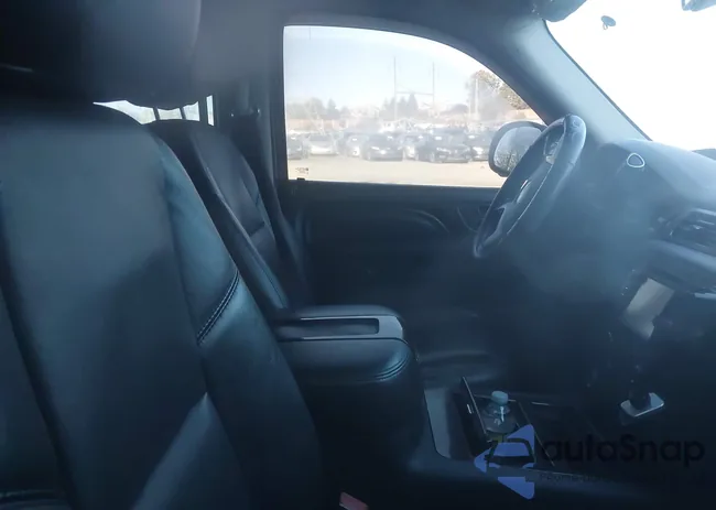 1GKS2EEF1CR137059: 43535552