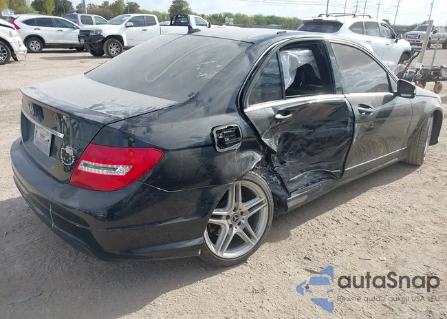 WDDGF4HBXDR256194: 43535820