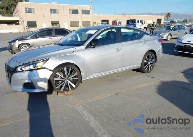 1N4BL4CV6LC230181: 43535971