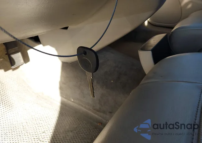 1G6KE57Y34U138359: 43535083