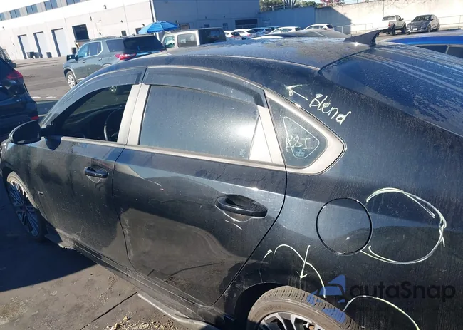 3KPF44AC2RE697853: 43535234