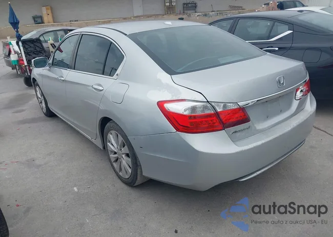 1HGCR2F80EA228269: 43535275