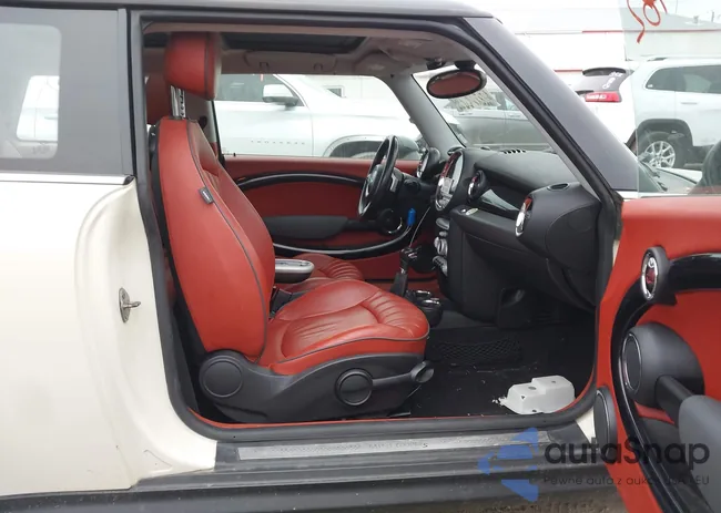 WMWMF7C52ATZ73393: 43536782