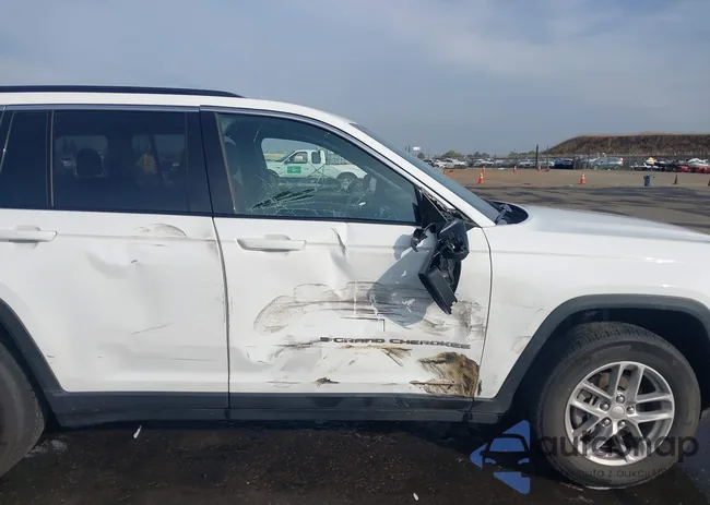 1C4RJHAG0RC187413: 43536861