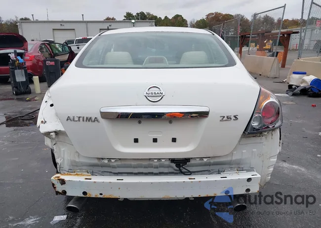 1N4AL2AP1CC117825: 43537396