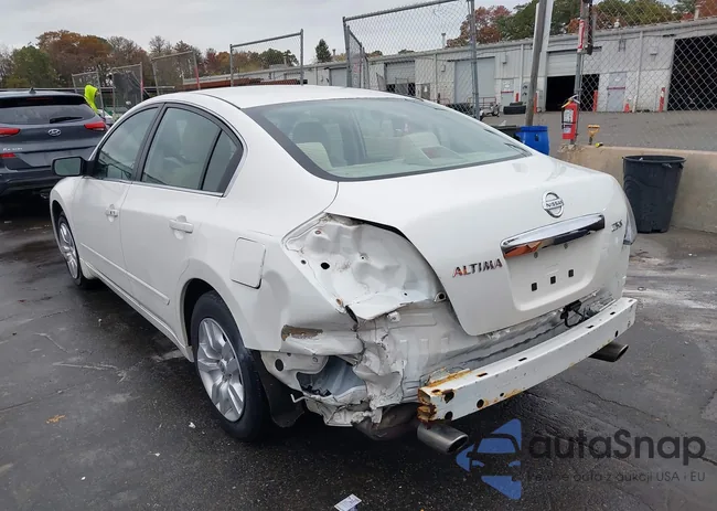 1N4AL2AP1CC117825: 43537396