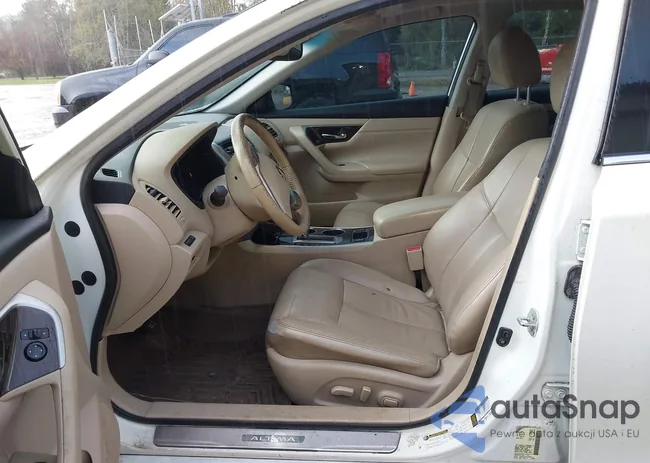 1N4AL3AP3EC105331: 43537686