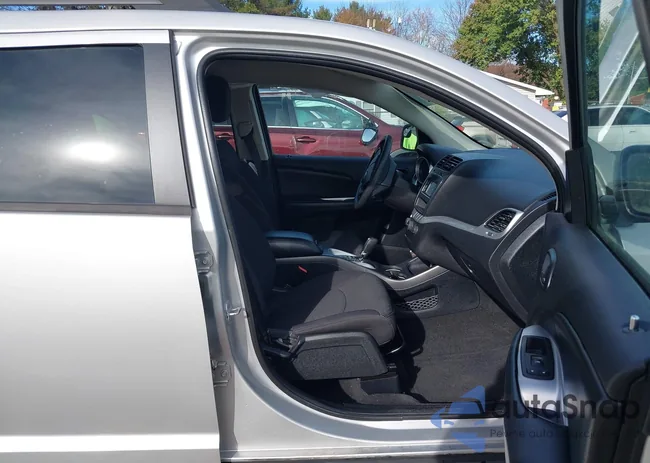 3C4PDCBG3CT288389: 43537953