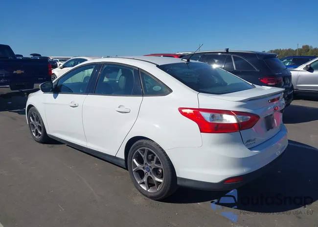 1FADP3F27DL240843: 43537964