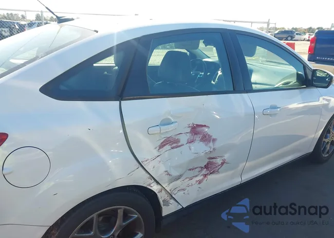 1FADP3F27DL240843: 43537964