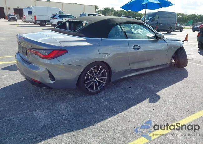 WBA43AT04RCR36111: 43537971