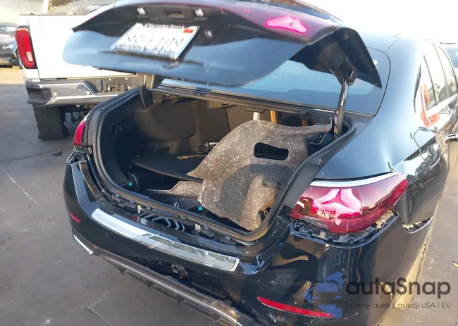 W1KLF6BB6SA102905: 43536978