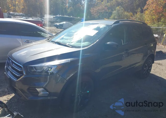 1FMCU9GD9JUA78037: 43536985