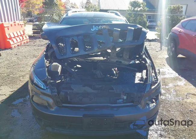 1C4PJMCS5GW283616: 43537051