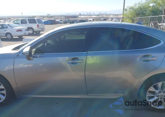 JTHBW1GG7F2099704: 43537159