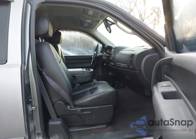 2GCEK19J581276594: 43537189