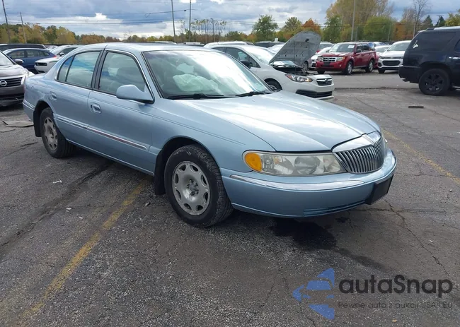 1LNFM97VXWY658189: 43537300