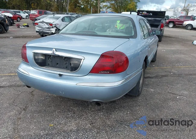 1LNFM97VXWY658189: 43537300