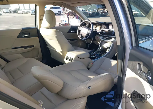 1HGCR6F56FA014675: 43538393