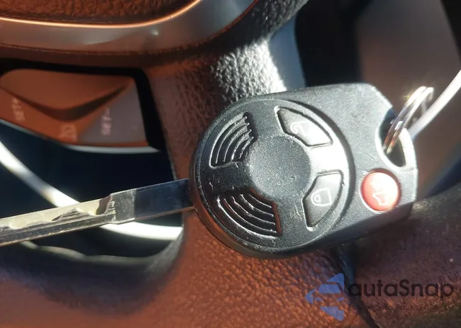 1FMCU0F73FUA45632: 43538415