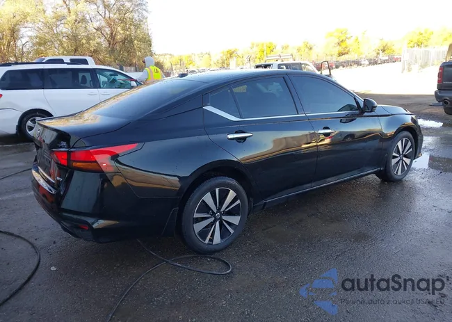 1N4BL4EW8KC201124: 43538558