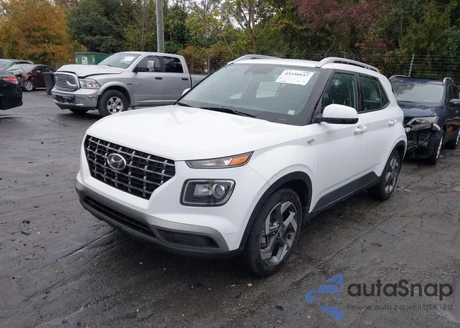 KMHRC8A31PU210174: 43538937