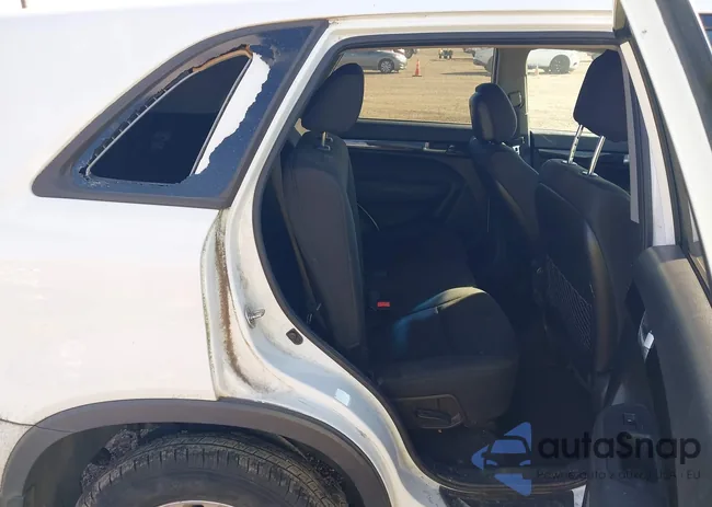 5XYKT3A68EG487082: 43538237