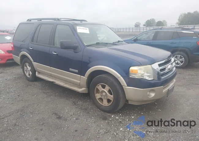 1FMFU175X8LA55972: 43538260